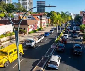 <i>Al cierre de 2025, el parque automotor llegó a 2.022,324 de los que 1.334.588 corresponde a coches y 687.736 motocicletas. Foto de cortesía</i>