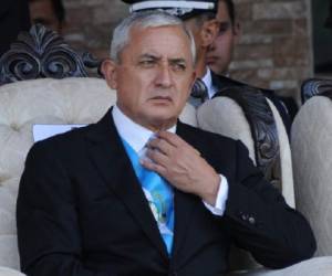 El presidente fue involucrado en el caso por la Fiscalía y la Cicig, que solicitaron el 21 de agosto a la Corte Suprema de Justicia que autorizara un proceso para quitarle la inmunidad ante indicios de su participación en el esquema.