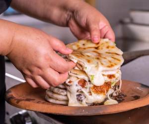 ¿Cuántas pupusas se han entregado por Uber Eats en El Salvador?