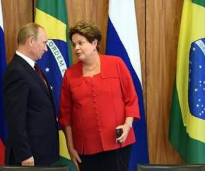 Presidentes Vladimir Putin (Rusia) y Dilma Rousseff (Brasil). (Foto: AFP)