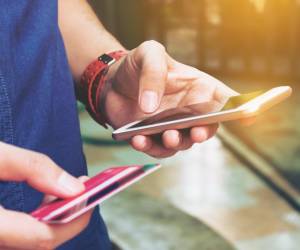 <i>Hoy existen aplicaciones que ayudan a registrar gastos, establecer metas y controlar el presupuesto. Foto de iStock</i>