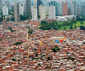 En promedio, el ingreso de los multimillonarios latinoamericanos es 4.846 veces mayor que el de los más pobres.