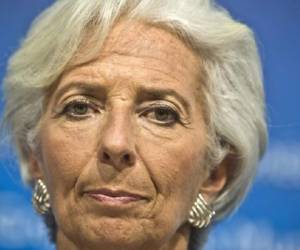 Lagarde había sido acusada en 2013 por negligencia en el caso Tapie, quien acusaba al banco semipúblico Crédit Lyonnais de haber subestimado el valor de la marca de ropa y equipamientos deportivos Adidas cuando el empresario se desprendió de ella en 1993.