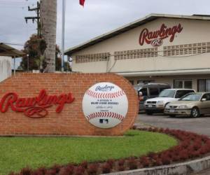 De acuerdo la gerencia de Rawlings de Costa Rica, en El Salvador fabricarán a mayor volumen y mediante subcontrata, lo que se reflejará en los costos. (Foto: ticotimes.net).