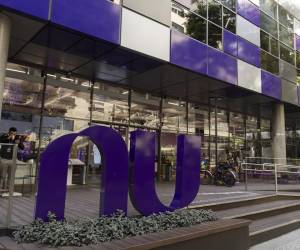 <i>Fotografía de archivo que muestra una sede del banco digital Nubank, el 18 de julio de 2024, en São Paulo (Brasil). EFE/ Isaac Fontana</i>