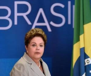Según las encuestas, si Marina Silva fuese candidata a la presidencia estaría segunda en la intención de voto, con 27%, contra 39% de Dilma Rousseff. (Foto: AFP)