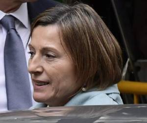 La presidenta del parlamento regional catalán, Carme Forcadell, es una de las ocho personas acusadas por la justicia española en el trámite de la independencia.