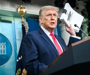 <i>La administración del presidente Donald Trump anunció un gravamen global de reemplazo amparado en la Sección 122 de la Ley de Comercio de 1974. Este nuevo arancel comenzó en 10 % y posteriormente fue elevado al 15 %. Foto de cortesía</i>