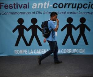 Guatemala ha conmemorado con arte el día internacional contra la corrupción, que se celebra hoy. (Foto: AFP).