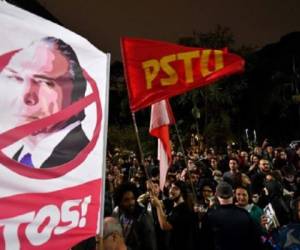 Las protestas contra el presidente de Brasil, Michel Temer, quien ascendió al cargo tras el 'impeachment' contra Dilma Rousseff, se multiplican por los escándalos de corrupción. (Foto: AFP).