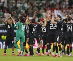 <i>Jugadores de México celebran este jueves, al finalizar un partido del grupo A del Mundial de la FIFA 2026 entre México y Corea del Sur, en el estadio Akron en Guadalajara (México). EFE/ Francisco Guasco</i>