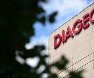 Patrik Schick de la República Checa celebra tras anotar el segundo gol en la victoria 2-0 ante Escocia por la Euro 2020, el lunes 14 de junio de 2021, en Glasgow. (AP Foto/Petr David Josek, Pool)