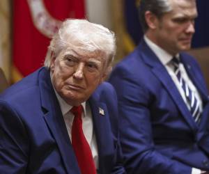 Trump presume de caer 