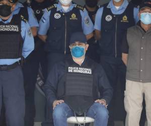 Estados Unidos solicitó a Honduras el pasado 14 de febrero la extradición de Hernández, acusado de “conspiración violenta de narcotráfico (...) la conspiración transportó aproximadamente 500.000 kilogramos de cocaína a través de Honduras con destino a Estados Unidos