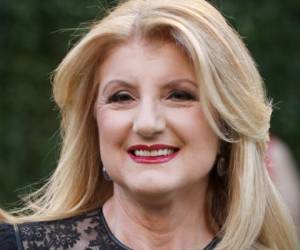 'Los jóvenes no deben quemar la vera por ambos extremos sólo para perseguir sus sueños', dice la famosa Arianna Huffington. (Foto: Archivo)