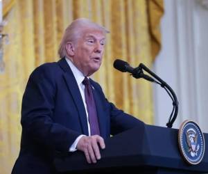 <i>El presidente anticipó la intención de avanzar con esta nueva medida, como una suerte de “globo de ensayo” y testear la reacción interna del sector financiero. (Foto: EFE)</i>