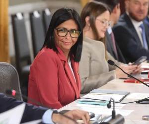 <i>El gobierno de Delcy Rodríguez busca dar confiabilidad no sólo para el regreso de sus connacionales sino también de inversión extranjera. (Foto: EFE)</i>
