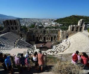 Turistas de la UE crecieron 70,6%; de fuera de la UE, aumentaron los turistas estadounidenses un 49,7 % y los turcos en un 28,3 %, mientras los rusos registraron un fuerte descenso de 66,9 %. (Foto: AFP).