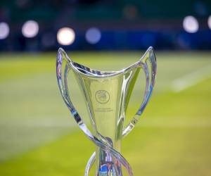 <i>El trofeo de la Women's Champions League en foto de archivo de JOSE SENA GOULAO. EFE/EPA</i>