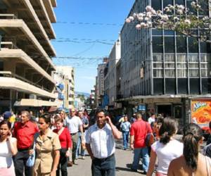 El Banco Central de Costa Rica proyecta por el momento un crecimiento de la economía tica del 3,4% para este año, y de 4,1% en 2016.