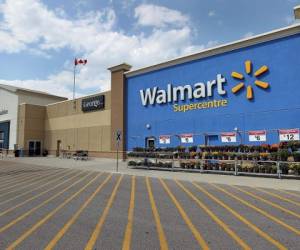 Walmart cuenta con una capitalización de mercado de US$196.740 millones. Sus títulos han llegado a caer más de un 9,8% y han tocado los US$60,18 durante la jornada.