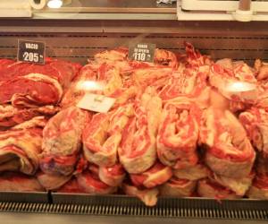 <i>Imagen de archivo de varios cortes típicos de carne de res. EFE/Sonsoles Caro</i>