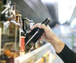 Cerveza importada será más barata en Costa Rica con eliminación de impuesto