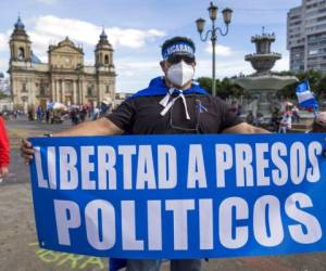 Protestas de nicaragüenses en Guatemala luego de que Ortega ganó las elecciones. Fotos:Agencia AP