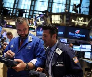 La bolsa de Nueva York había seguido funcionando ya que el NYSE es solo una de las plataformas que usan los inversores para el intercambio de acciones; el Nasdaq, por ejemplo, no registró problemas. (Foto: AFP).