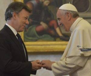 El presidente Juan Manuel Santos y Papa Francisco. (Foto: Archivo)