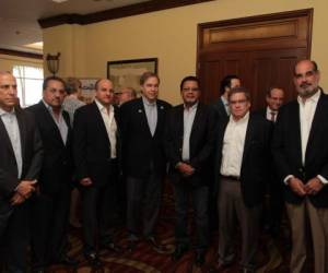 David W. MacLennan, presidente y director ejecutivo de Cargill Inc., en un encuentro con autoridades de gobierno y líderes del sector empresarial. (Fot0: Cortesía).