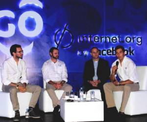 De izq. a dcha.: Sergi Herrero(Internet.org para Latinoamérica); Luis F. Valladares (Tigo Guatemala); Lior Tal (Internet.org Global) y Felipe Fernández (Internet de Tigo)