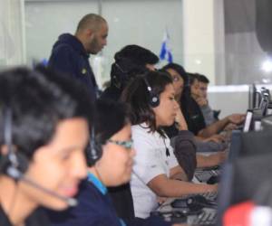La industria de servicios de los centros de llamadas y contacto en Honduras tiene su centro neurálgico en San Pedro Sula. (Foto: laprensa.hn).