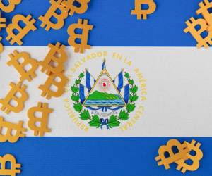 Anuncia plan de inversión de US$1.000 millones para minar bitcoin en El Salvador