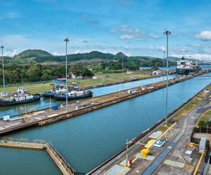 Canal de Panamá inicia ajuste del nivel del calado para buques