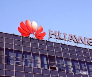 EEUU estudia revocar las licencias de exportación de Huawei