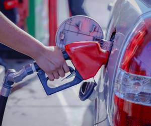 <i>Los precios de los combustibles registran un nuevo ciclo de incrementos en varios países de Centroamérica. Foto de cortesía</i>