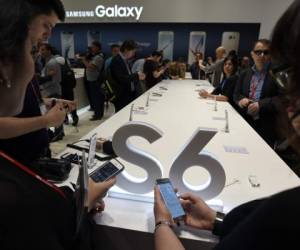 La porción del mercado mundial de Samsung pasó del 34% a principios de 2014 al 20% a finales del año. (Foto: AFP).