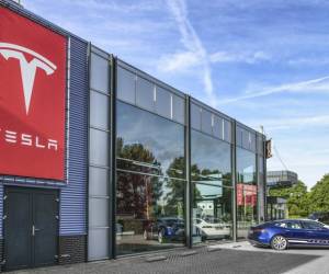 Musk vendió US$4.000 millones en acciones de Tesla