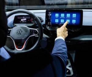 The interior of a ID.5 electric car (a SUV coupé model) of German car maker Volkswagen (VW) is pictured at the 'Glassy Manufactory' (Glaeserne Manufaktur) production site in Dresden, eastern Germany, on November 3, 2021. - Volkswagen unveils the ID.5, its first electric SUV coupé. (Photo by JENS SCHLUETER / AFP)
