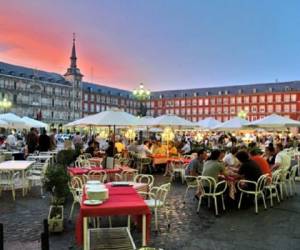 Cerca de dos millones de personas trabajan en este sector, un 12% de la población activa.