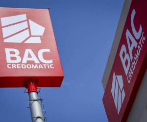 Bac Credomatic cuenta con 450 sucursales en toda la región, más de 2.000 ATM’s y 6.000 puntos de servicio. Al finalizar el año, el 30 % de estos contarán con la nueva imagen, que se completará en 2018. Foto E&N/Salvador MELENDEZ