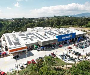 <i>Con una fuerza laboral de más de 37.000 asociados, Walmart se mantiene como uno de los principales empleadores de Centroamérica. Foto de cortesía</i>