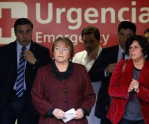 Bachelet visitó ayer a las víctimas del atentado en Las Condes. (Foto:lanacion.com.ar)