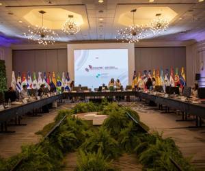 <i>Vista general de la reunión de coordinación previa a la XXVIII Cumbre Iberoamericana de Jefes de Estado y de Gobierno en Santo Domingo, el 22 de marzo de 2023. (Foto de Erika SANTELICES / AFP)</i>