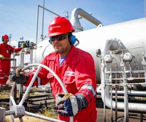 <i>La estatal venezolana Pdvsa indicó que los buques petroleros vinculados a sus operaciones continúan navegando con pleno aseguramiento. Foto de cortesía</i>