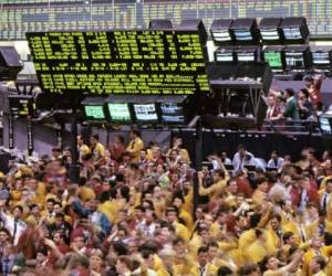 Los precios de los granos también están bajo la presión de las perturbaciones del mercado en China, que crearon inquietudes por la demanda de exportaciones.