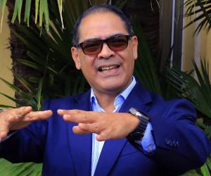 <i>Edwin Hernández, un hondureño que, tras sortear las barreras del estatus migratorio, ha registrado 17 patentes, incluidas tecnologías clave para las redes 4G y 5G, y ahora busca promover un ecosistema de innovación en Honduras. EFE/Gustavo Amador</i>