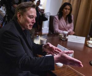 <i>Fotografía del 10 de abril de 2025 de Elon Musk, CEO de Tesla y asesor principal del presidente de EE. UU. Donald Trump. EFE/SHAWN THEW / POOL</i>