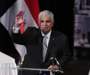 <i>Fotografía de archivo del presidente de Panamá, José Raúl Mulino, durante una alocución, en Ciudad de Panamá (Panamá). EFE/Bienvenido Velasco</i>